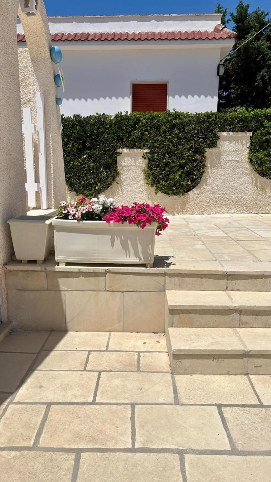 Perla Bianca Villa Marina di Lizzano Exterior photo
